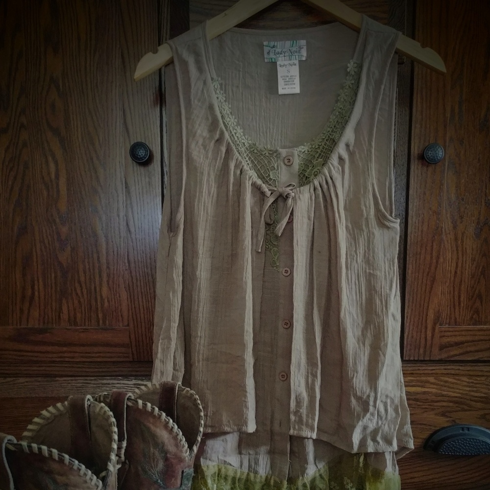 Boho-style Tank w/ Vest - Picture 3 of 5